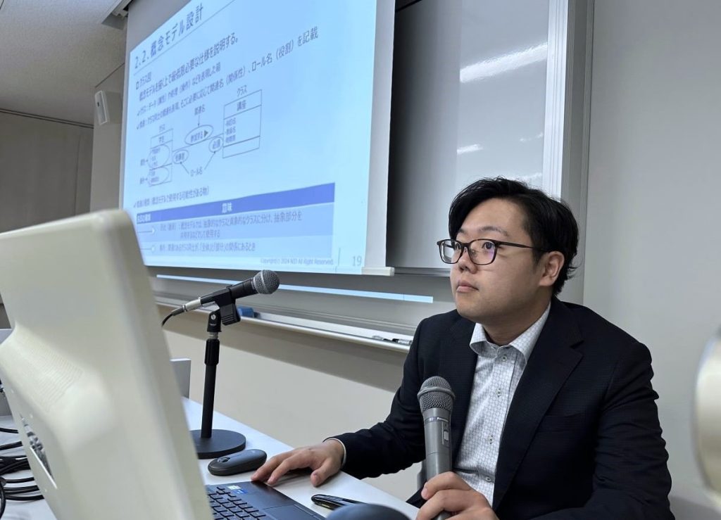 当社小野田の講義の様子画像